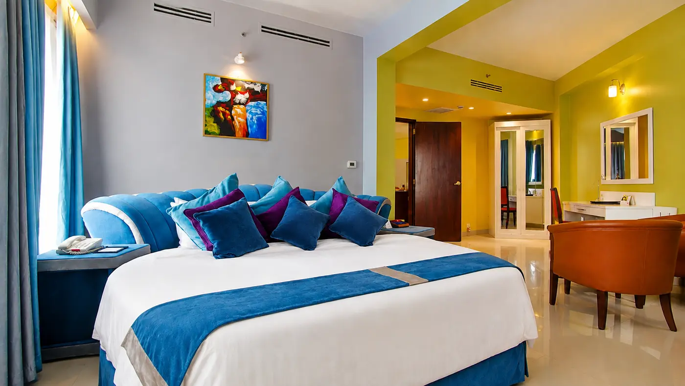 Royal Paradise Suite — image 2